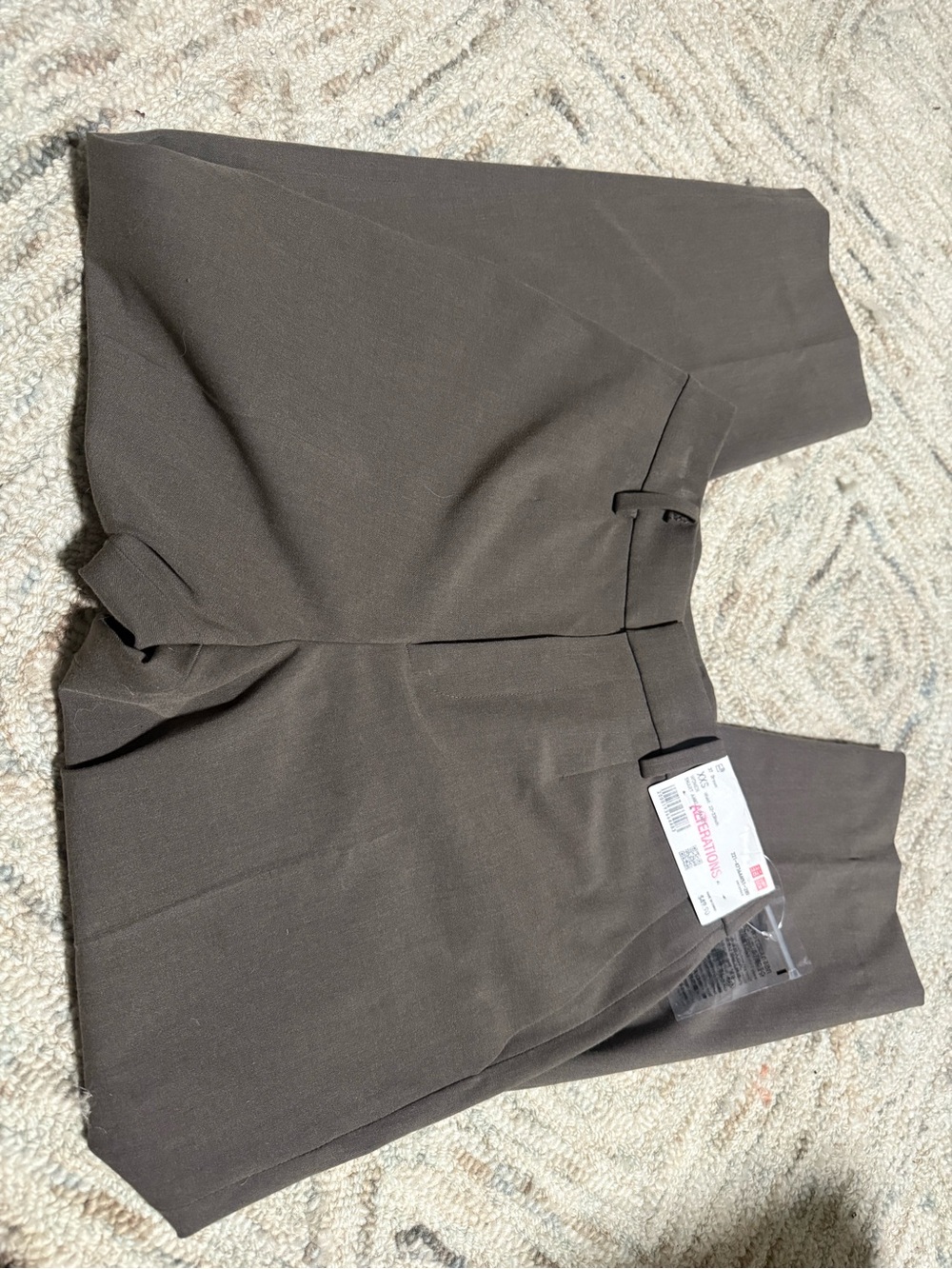 UNIQLO dress pants